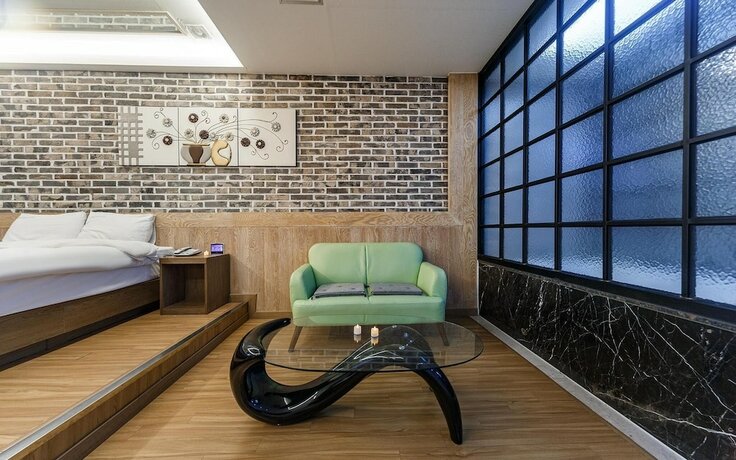 Imagen de la habitación del Hotel Iksan Jaja. Foto 11