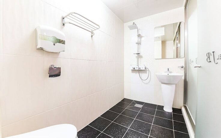 Imagen general del Hotel Iksan Jb. Foto 1