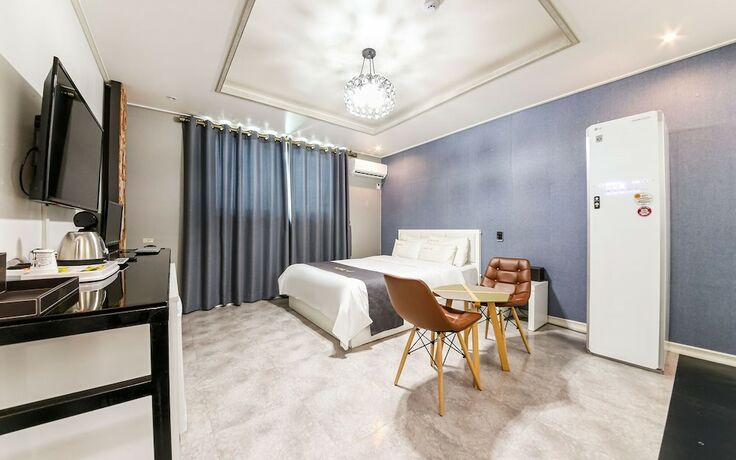 Imagen general del Hotel Iksan Jb. Foto 3