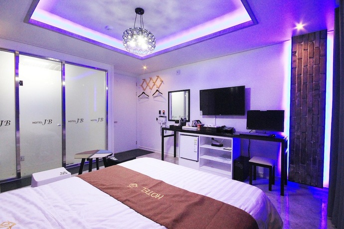 Imagen general del Hotel Iksan Jb. Foto 12