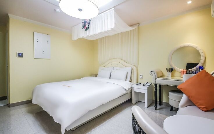 Imagen general del Hotel Iksan Jjak. Foto 7