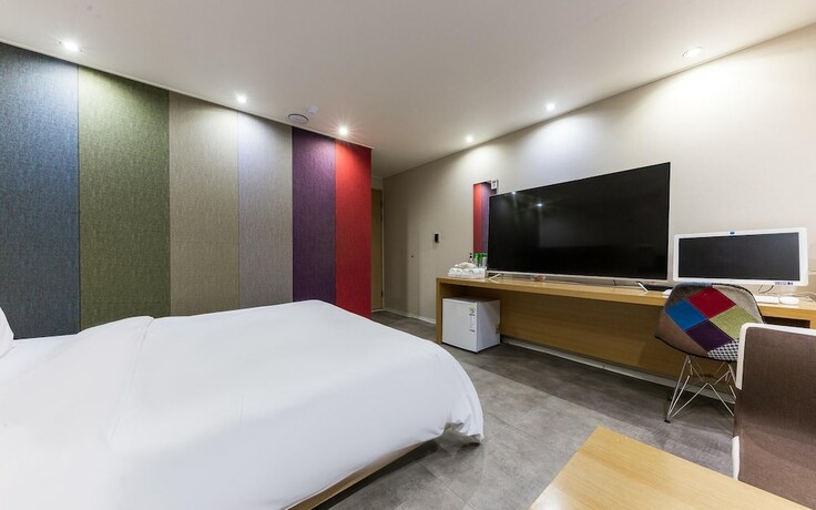 Imagen de la habitación del Hotel Iksan K 123. Foto 17