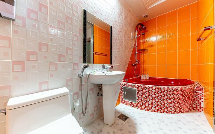 Imagen general del Hotel Iksan Luxury. Foto 1