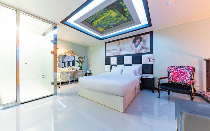 Imagen general del Hotel Iksan Luxury. Foto 3