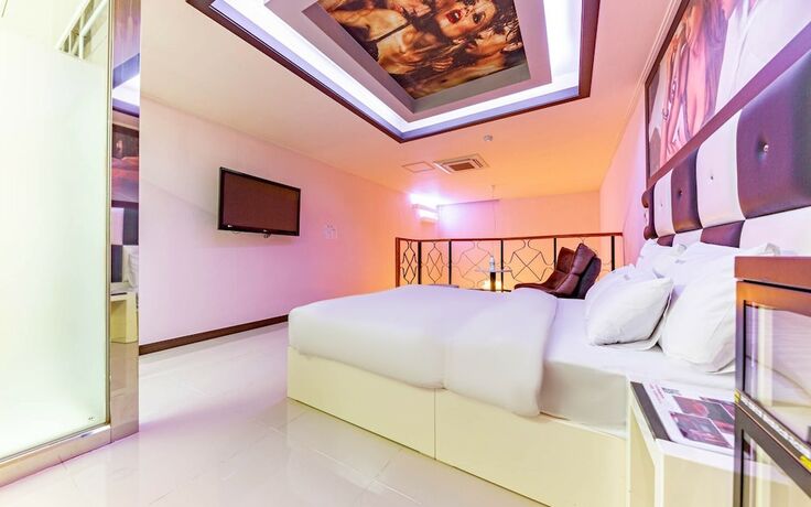 Imagen general del Hotel Iksan Luxury. Foto 11