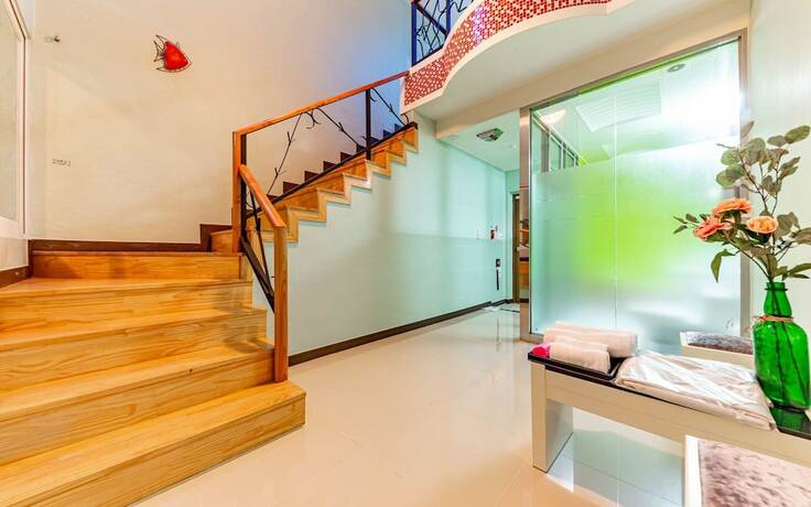 Imagen de la habitación del Hotel Iksan Luxury. Foto 19