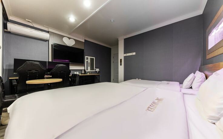 Imagen de la habitación del Hotel Iksan M Plus. Foto 13