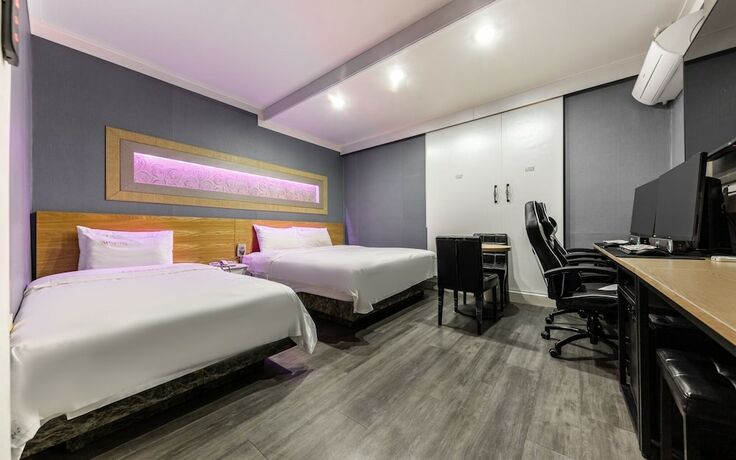 Imagen de la habitación del Hotel Iksan M Plus. Foto 14