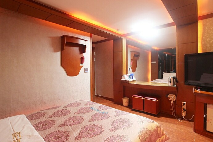 Imagen general del Hotel Iksan N Parktel. Foto 5