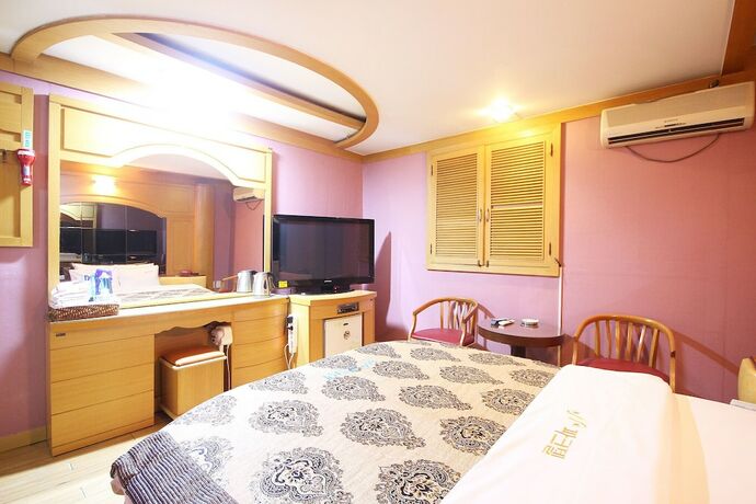 Imagen general del Hotel Iksan N Parktel. Foto 7