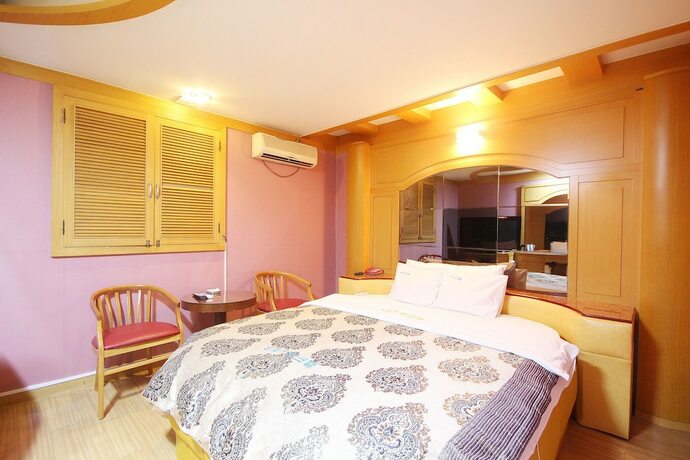 Imagen general del Hotel Iksan N Parktel. Foto 11