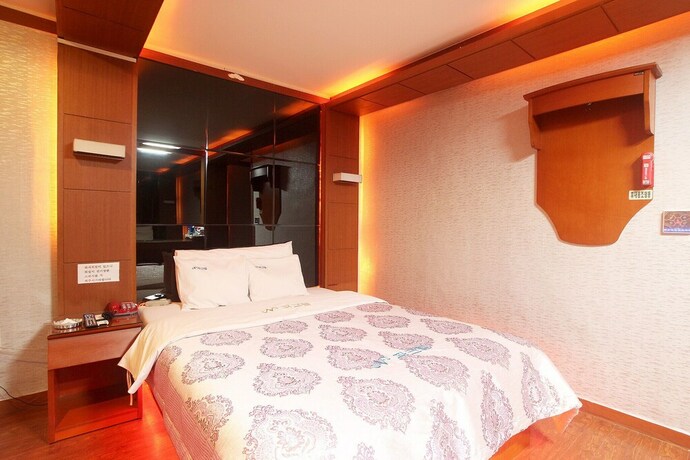 Imagen general del Hotel Iksan N Parktel. Foto 12