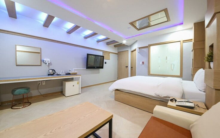 Imagen de la habitación del Hotel Iksan Olive. Foto 22