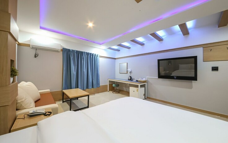 Imagen de la habitación del Hotel Iksan Olive. Foto 23