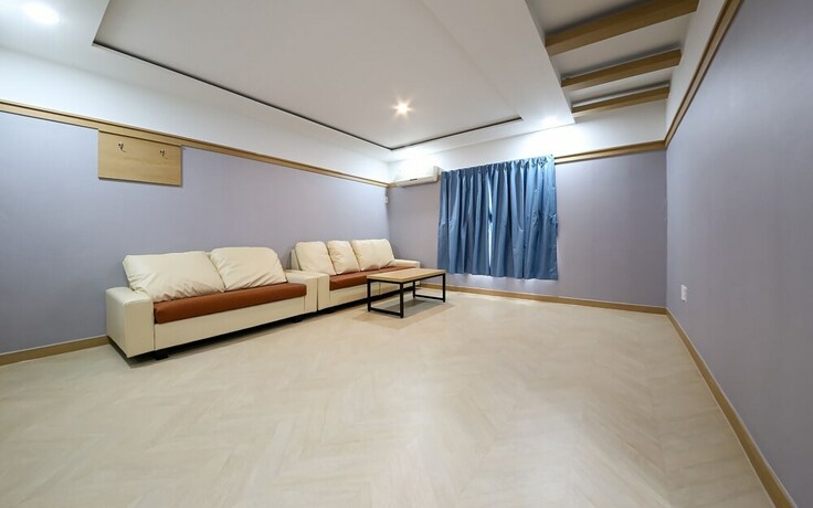 Imagen de la habitación del Hotel Iksan Olive. Foto 27