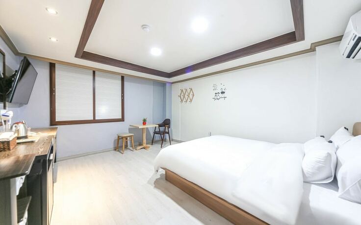 Imagen general del Hotel Iksan Rest. Foto 5