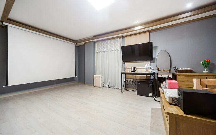 Imagen de la habitación del Hotel Iksan Rest. Foto 18