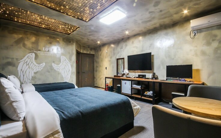 Imagen general del Hotel Iksan Rings. Foto 8