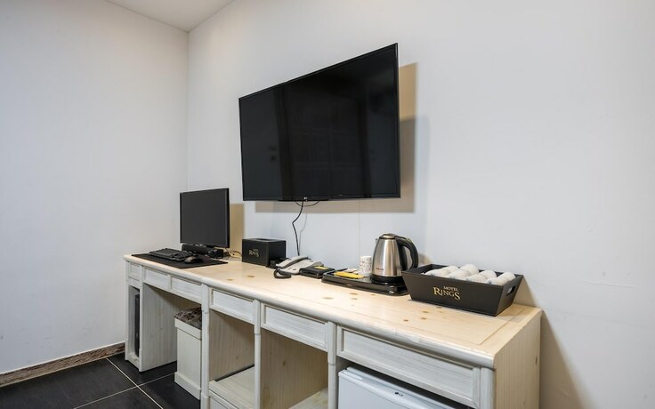 Imagen general del Hotel Iksan Rings. Foto 9