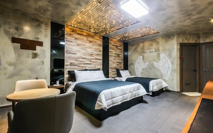 Imagen de la habitación del Hotel Iksan Rings. Foto 14