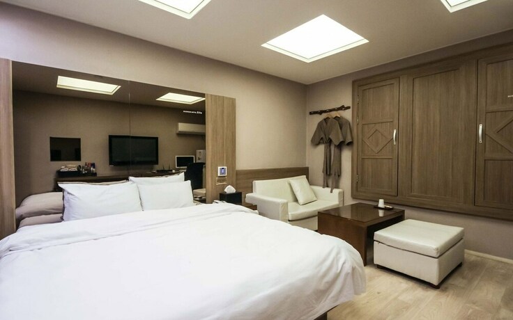 Imagen de la habitación del Hotel Iksan Shilla. Foto 17