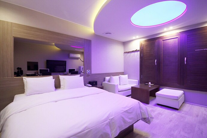 Imagen de la habitación del Hotel Iksan Shilla. Foto 36