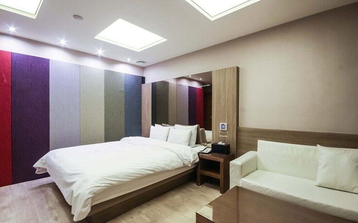 Imagen de la habitación del Hotel Iksan Shilla. Foto 37