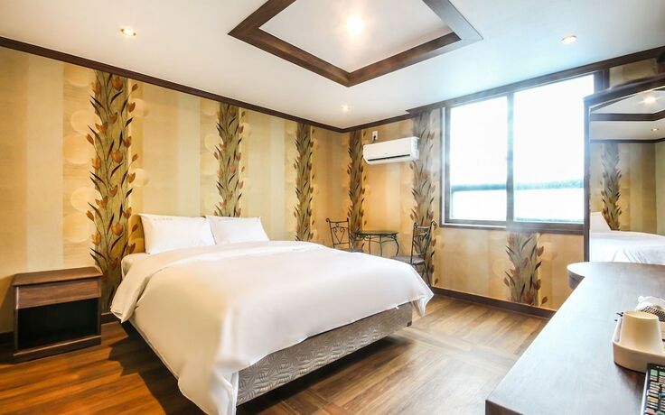 Imagen de la habitación del Hotel Iksan Sinseong. Foto 12