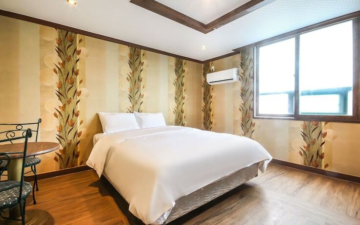 Imagen de la habitación del Hotel Iksan Sinseong. Foto 15