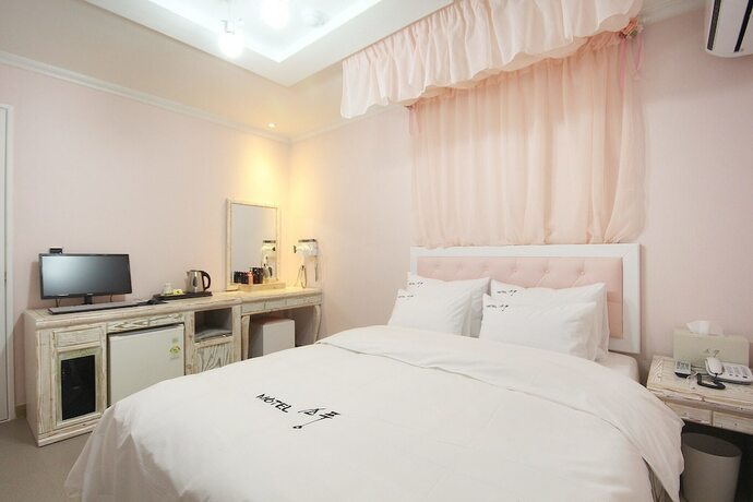 Imagen de la habitación del Hotel Iksan Sopung. Foto 19