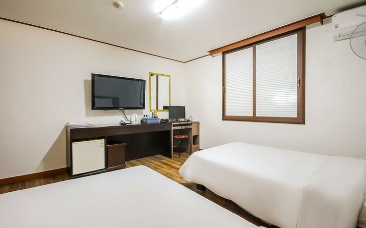 Imagen general del Hotel Iksan Stay Today. Foto 8