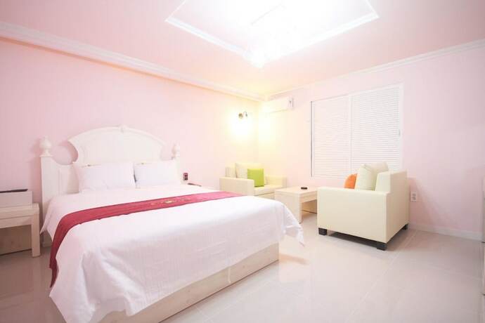 Imagen de la habitación del Hotel Iksan Vitamin. Foto 14