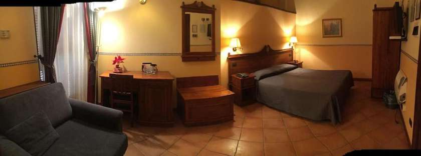 Imagen de la habitación del Hotel Il Barocco. Foto 18
