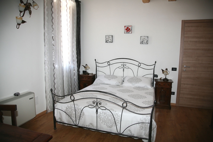 Imagen de la habitación del Hotel Il Borghetto, Bergamo. Foto 1