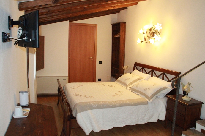 Imagen de los interiores del Hotel Il Borghetto, Bergamo. Foto 16