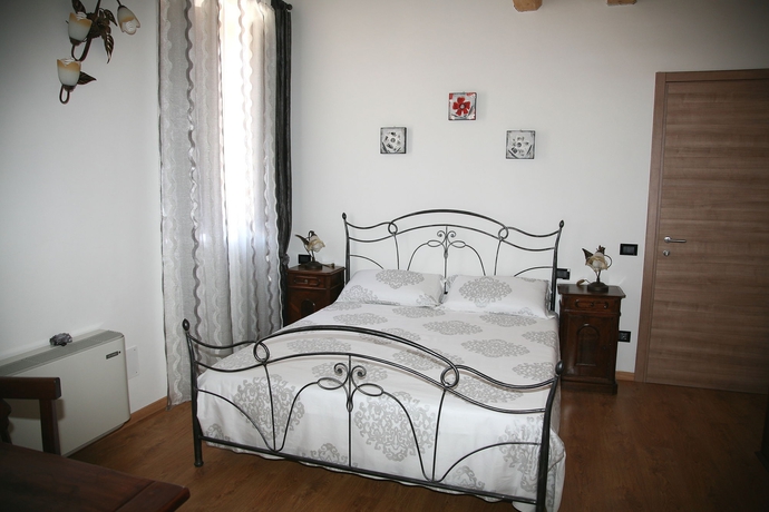 Imagen de la habitación del Hotel Il Borghetto. Foto 1