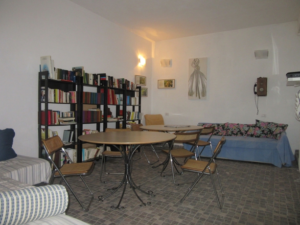 Imagen de los interiores del Hotel Il Borgo Di Campi. Foto 16