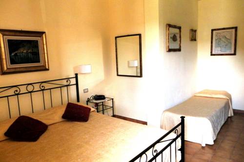 Imagen de la habitación del Hotel Il Caminetto. Foto 9