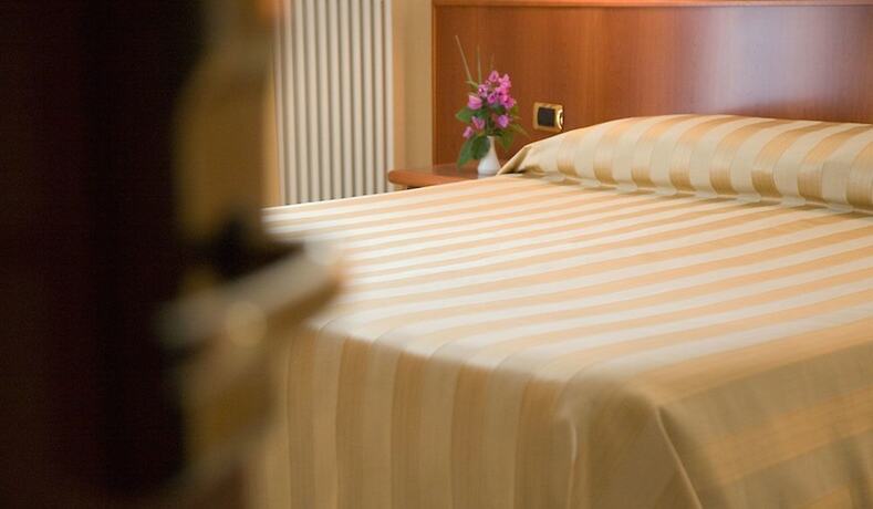 Imagen de la habitación del Hotel Il Caminetto, Porto San Giorgio. Foto 19