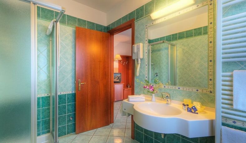 Imagen de la habitación del Hotel Il Caminetto, Porto San Giorgio. Foto 20
