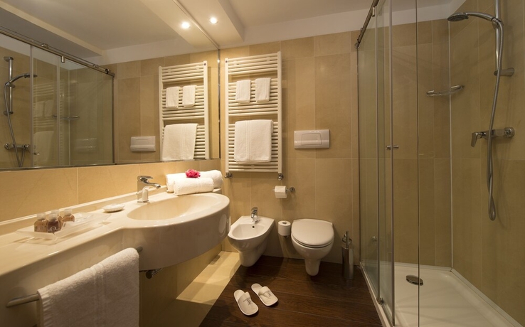 Imagen de la habitación del Hotel Il Castelletto, Casarile. Foto 17