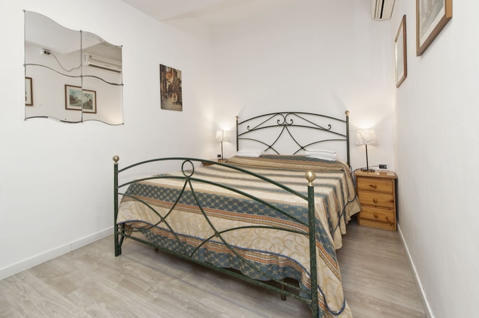 Imagen de la habitación del Hotel Il Castelletto, Roma. Foto 9