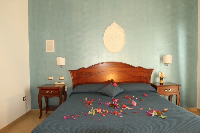 Imagen de la habitación del Hotel Il Castellino Relais. Foto 3