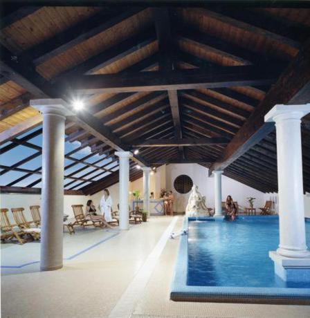 Imagen general del Hotel Il Castello Di San Gaudenzio. Foto 6