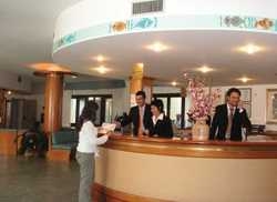 Imagen de los interiores del Hotel Il Castello - Holiday Village Alabirdi. Foto 5