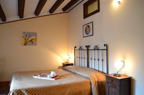 Imagen de la habitación del Hotel Il Castello, Petralia Sottana. Foto 13