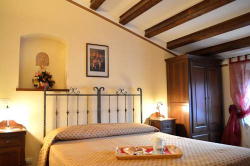 Imagen de la habitación del Hotel Il Castello, Petralia Sottana. Foto 15