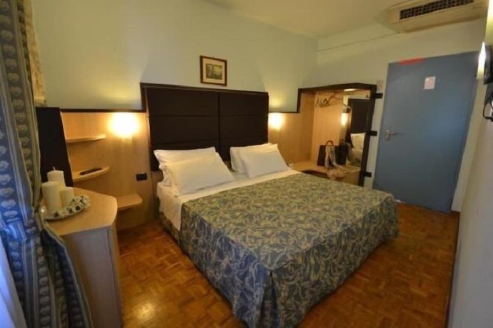 Imagen de la habitación del Hotel Il Castello, Valecchie. Foto 8