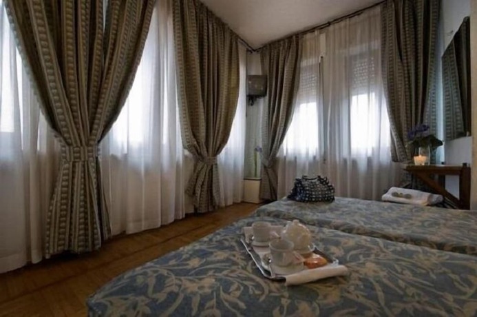 Imagen de la habitación del Hotel Il Castello, Valecchie. Foto 12