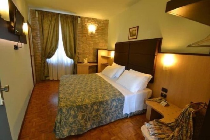 Imagen de la habitación del Hotel Il Castello, Valecchie. Foto 14
